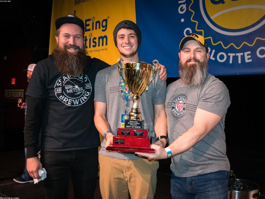 បទពិសោធន៍នៃការបង្ហាញបៀរ